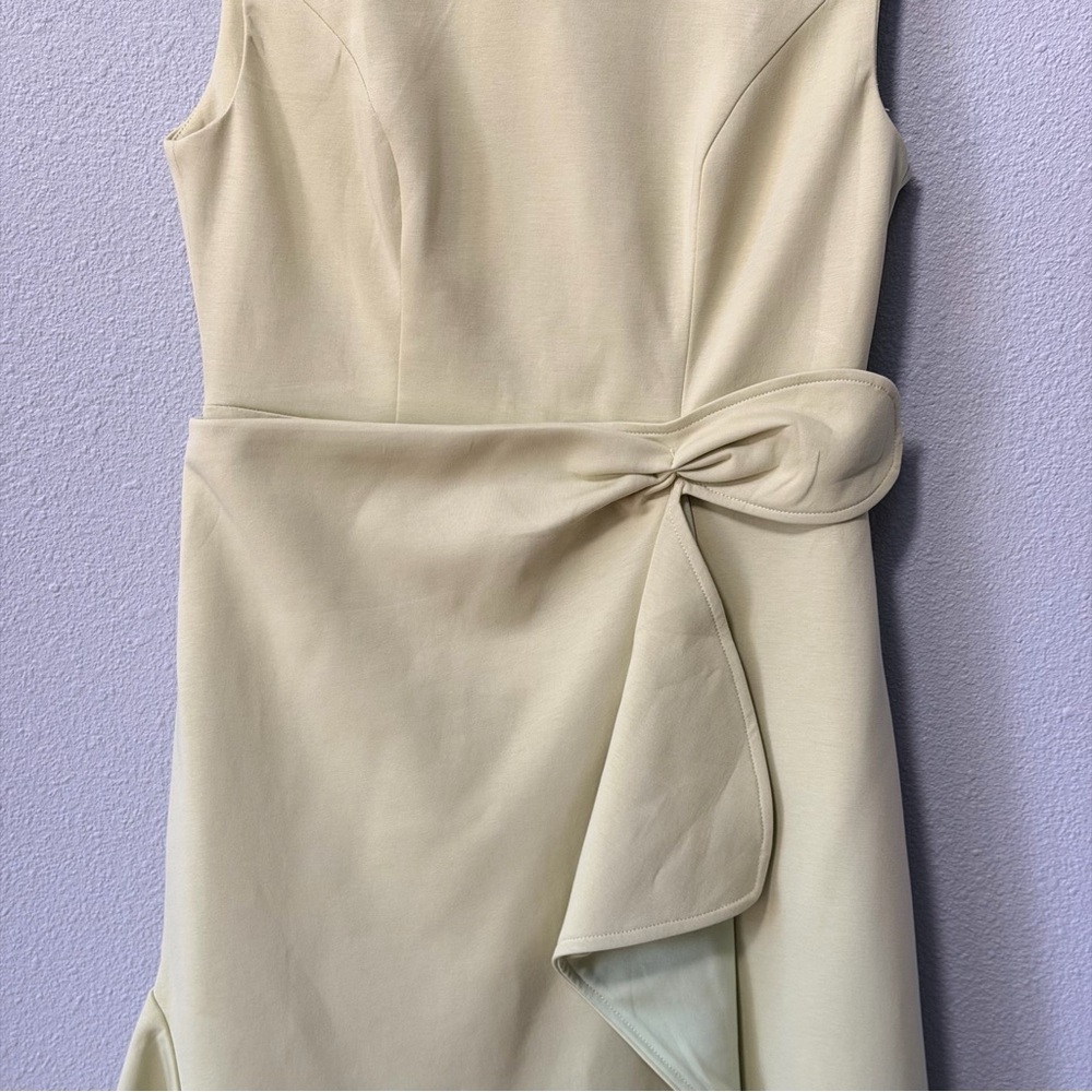 NWT Fehaute Sleeveless Light Green Mindi Length Twist Bow Detail Ruffle Hem - Picture 4 of 11